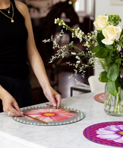 Metal placemats